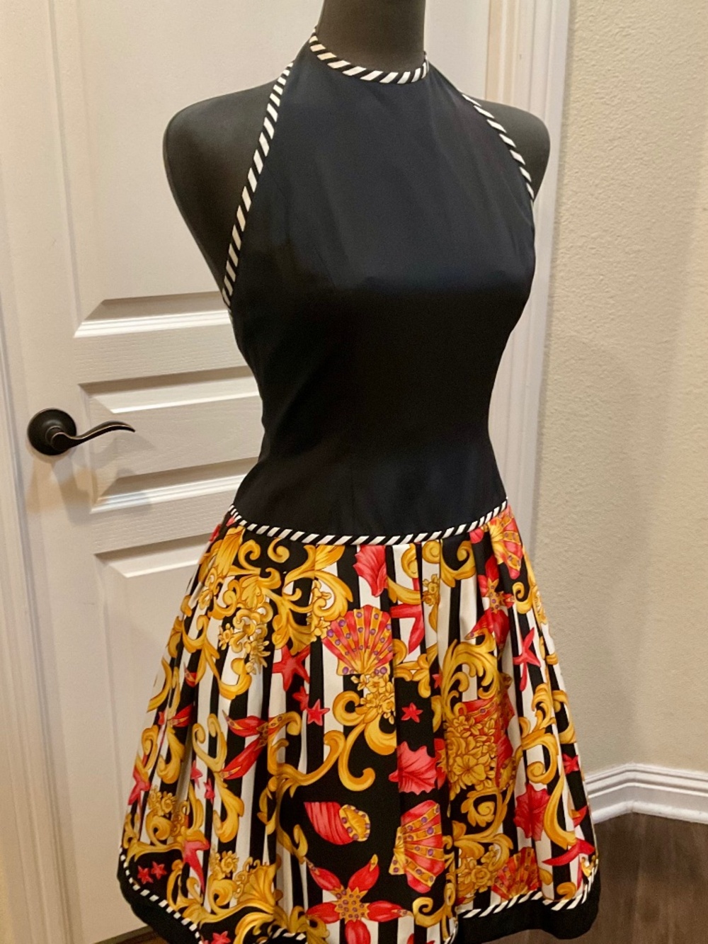 AJ Bari vintage silk halter dress szsmall